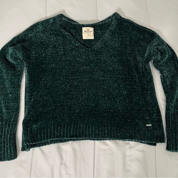Hollister Chenille Sweater - Picture 2 of 5